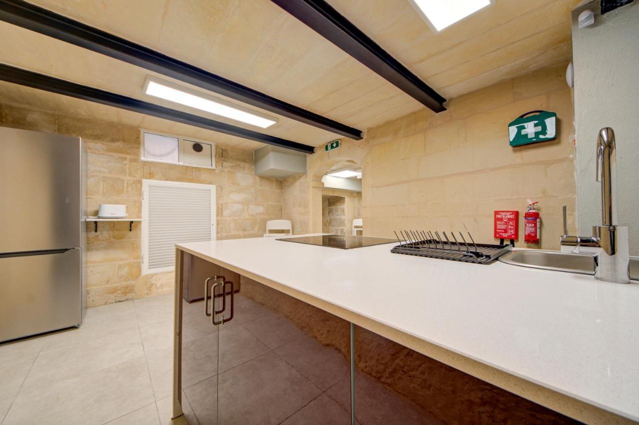 Отель Casa Domenico 2 Валетта Экстерьер фото